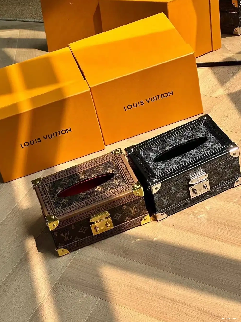 TISSUE BOX LV COVER 0510